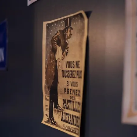 Au Gentleman Cambrioleur Lägenhet *